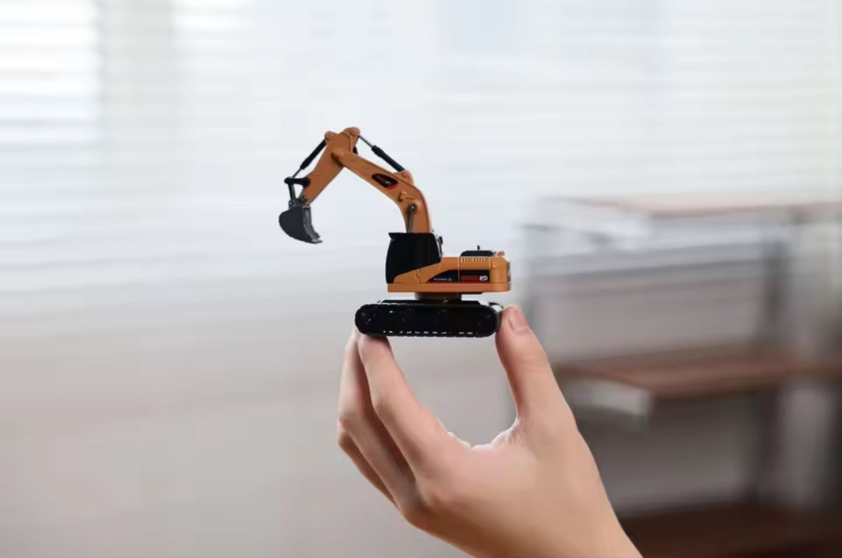 New 1/64 Remote-Controlled Alloy Simulation Excavator Mini Excavator Desktop Toy Model Series Boy Gift